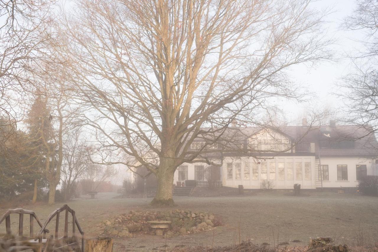Karlaby Kro Östra Tommarp Exterior foto